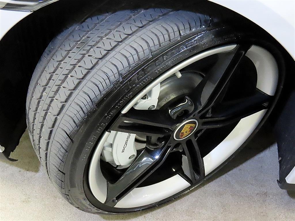 Porsche Taycan 2024 Gris - Importación desde Corea - HF Imports Iquique - Foto 20