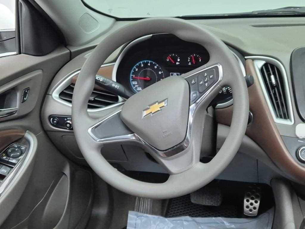 Chevrolet Malibu - Vista 9