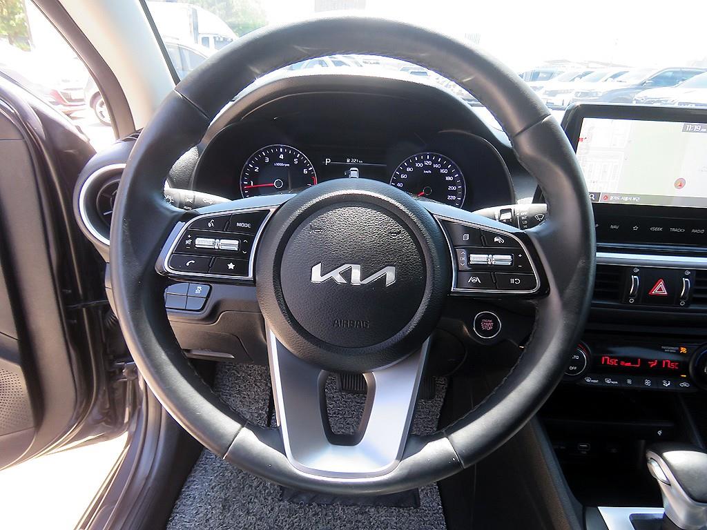 KIA K3 - Vista 8