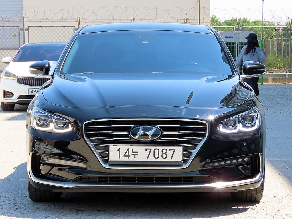 HYUNDAI Grandeur 2019 Negro - Importación desde Corea - HF Imports Iquique - Foto 1