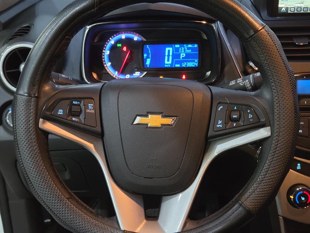 Chevrolet Trax - Vista 9