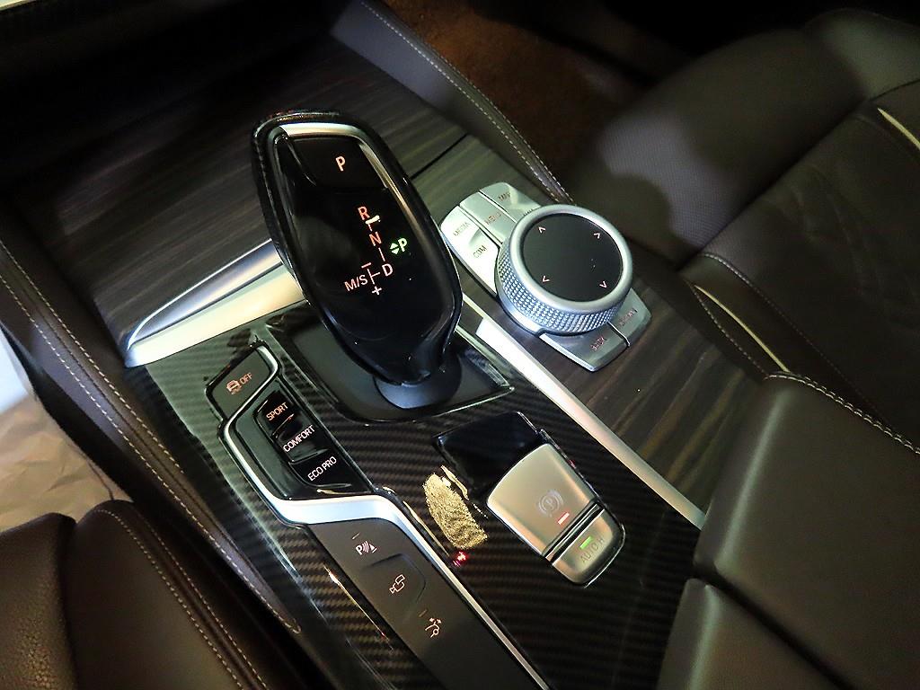 BMW Gran Turismo - Vista 12