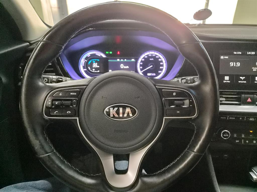 KIA Niro - Vista 11
