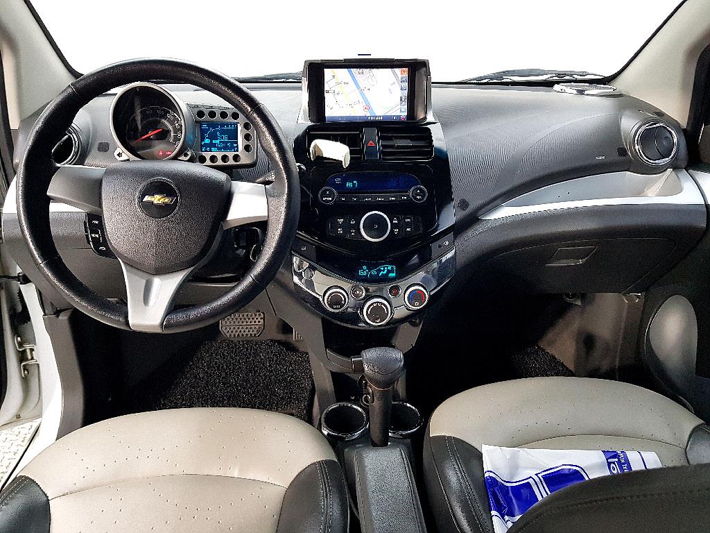 Chevrolet Spark - Vista 5
