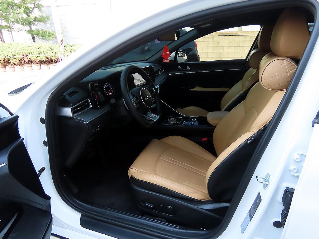 KIA K5 - Vista 5