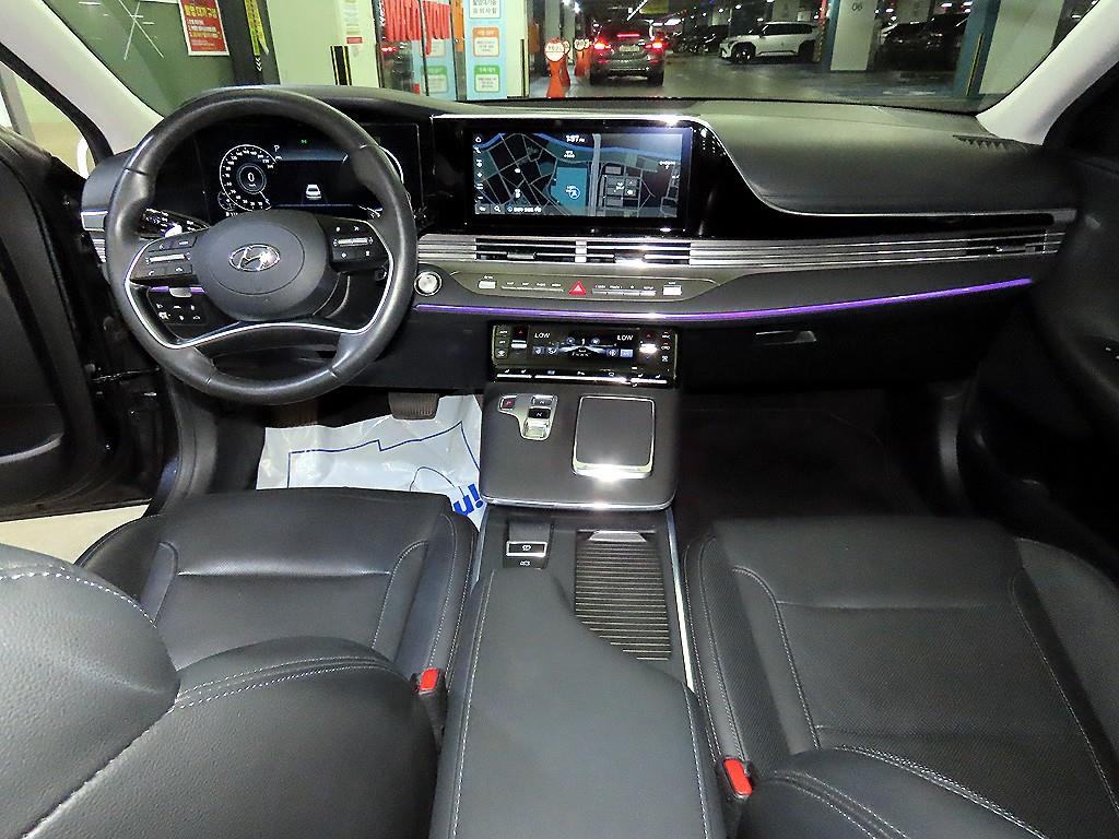 HYUNDAI Grandeur - Vista 10