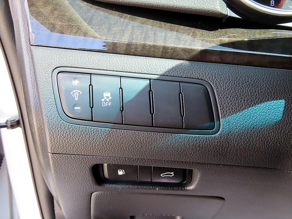 KIA K7 - Vista 12