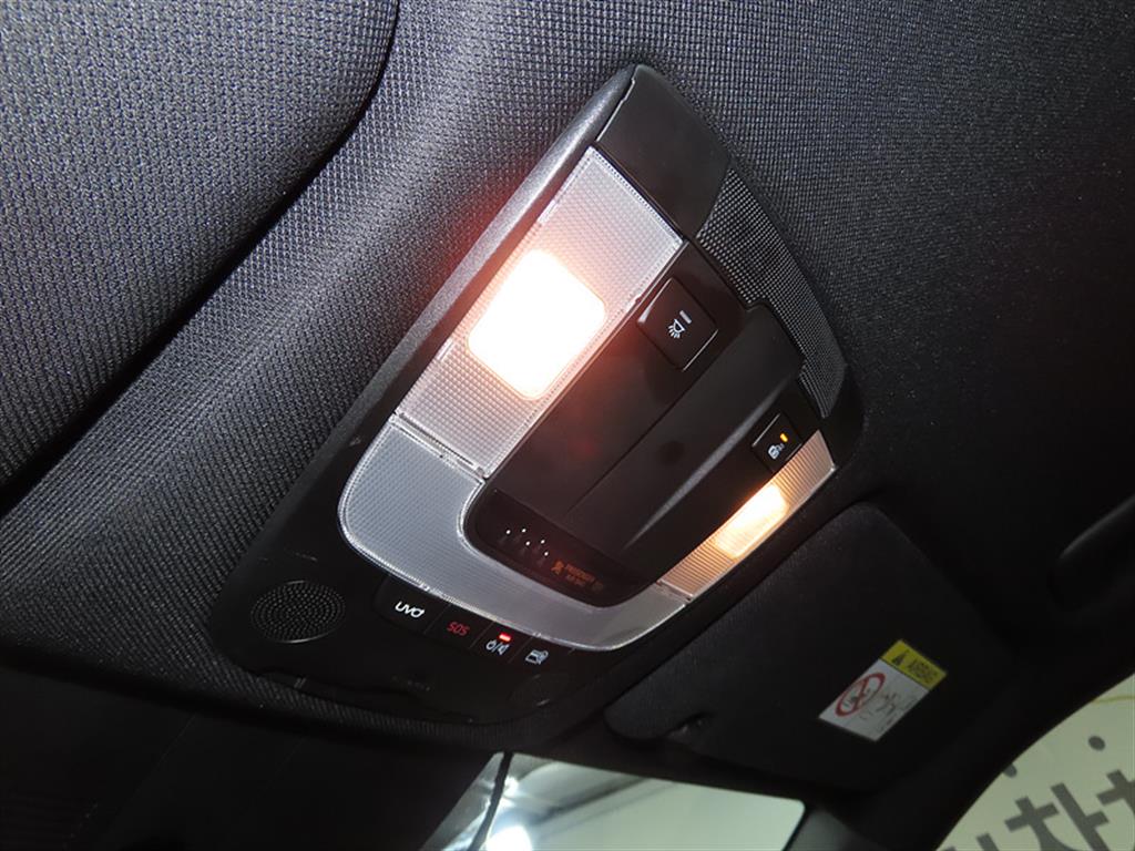 KIA Sorento - Vista 12