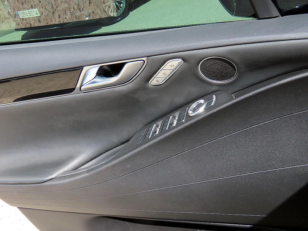 Genesis G80 - Vista 11