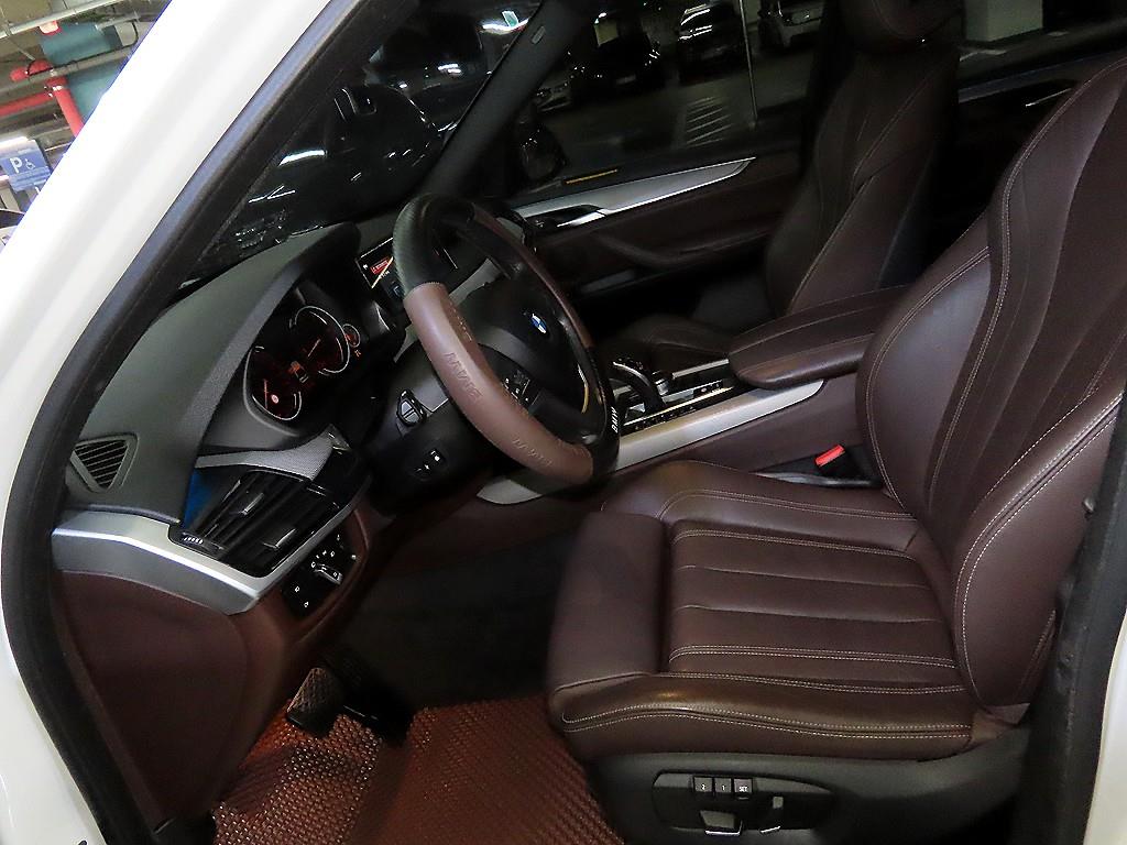 BMW X5 - Vista 6