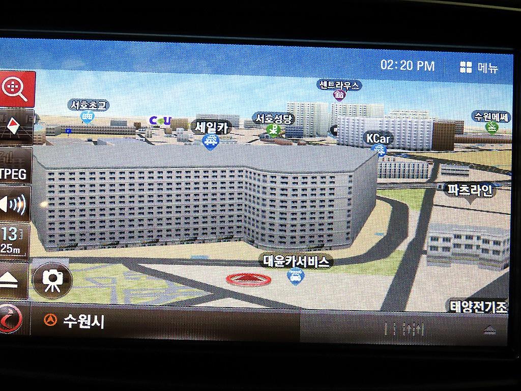 SAMSUNG QM6 2023 Blanco - Importación desde Corea - HF Imports Iquique - Foto 15