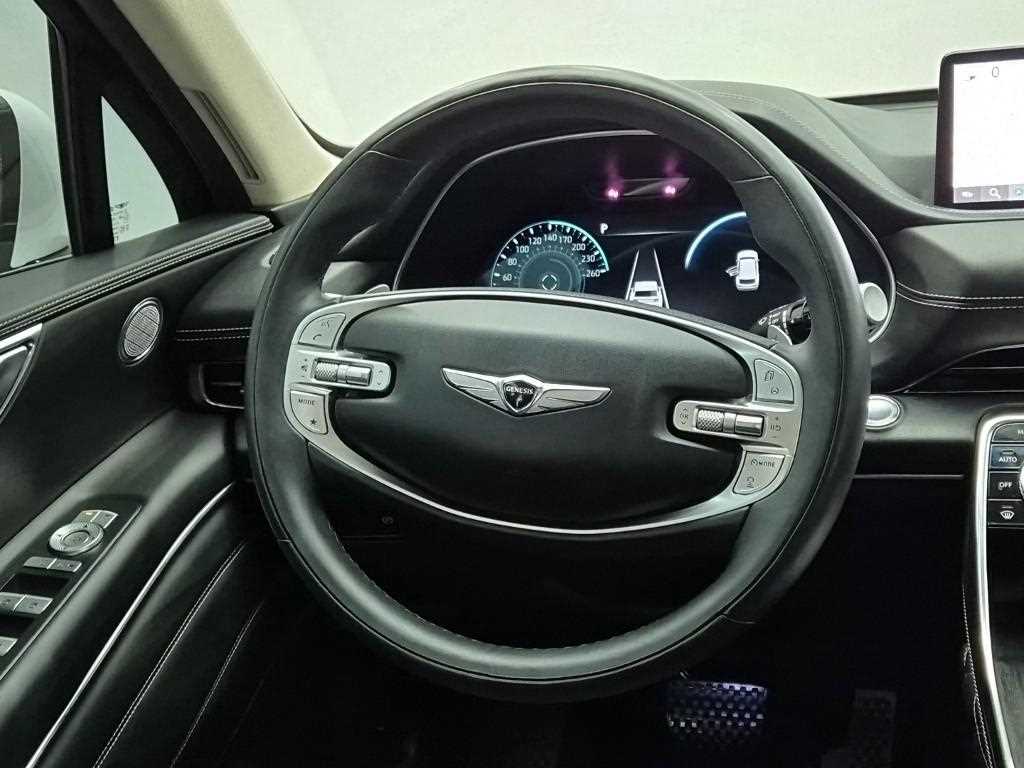 Genesis GV80 - Vista 9