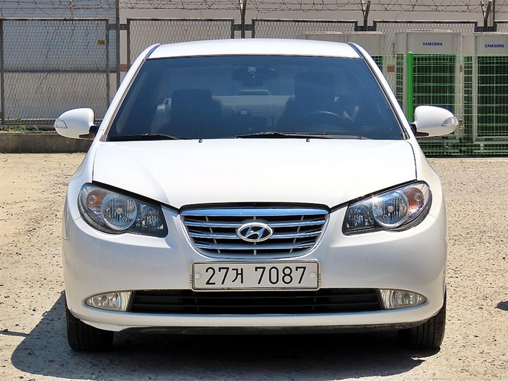 HYUNDAI Avante 2010 Blanco - Importación desde Corea - HF Imports Iquique - Foto 1