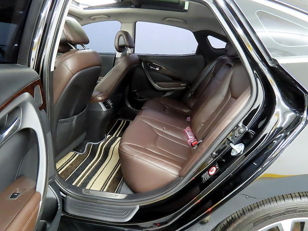 HYUNDAI Grandeur - Vista 6
