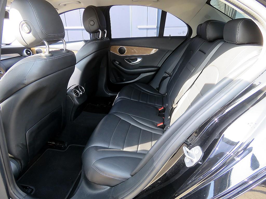 Mercedes Benz C Class - Vista 7