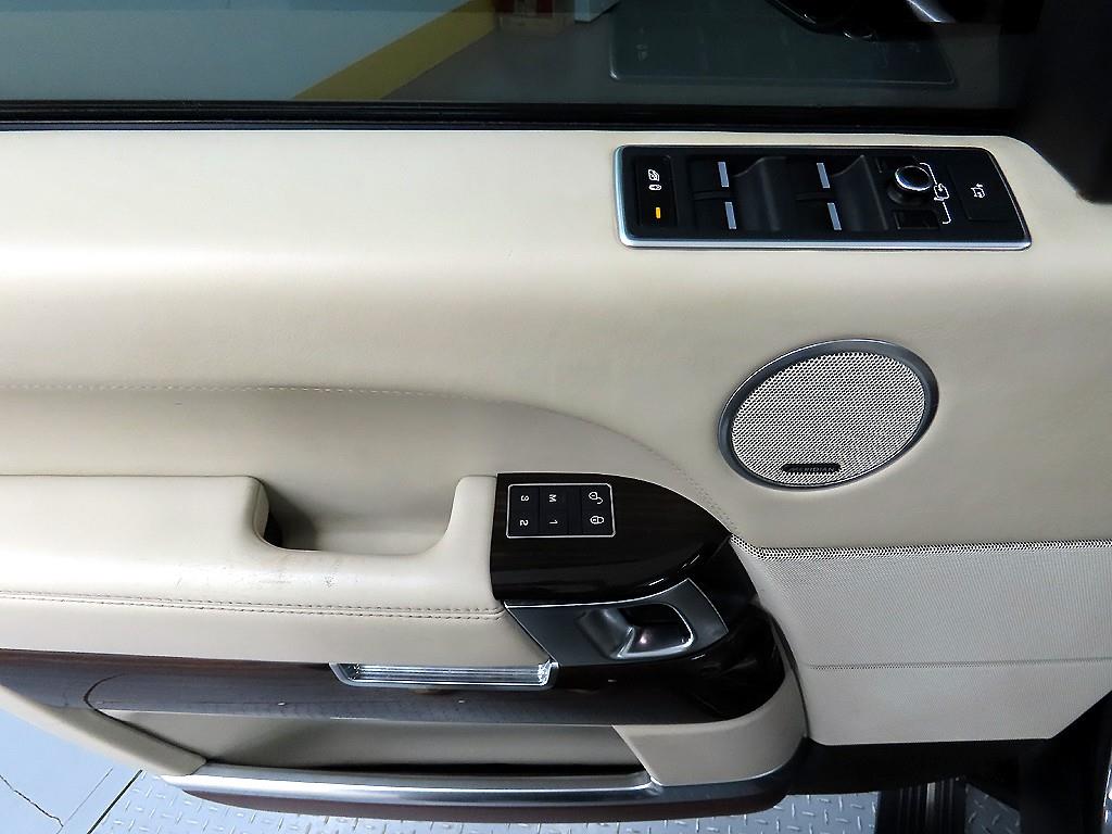 Land Rover Range Rover - Vista 11