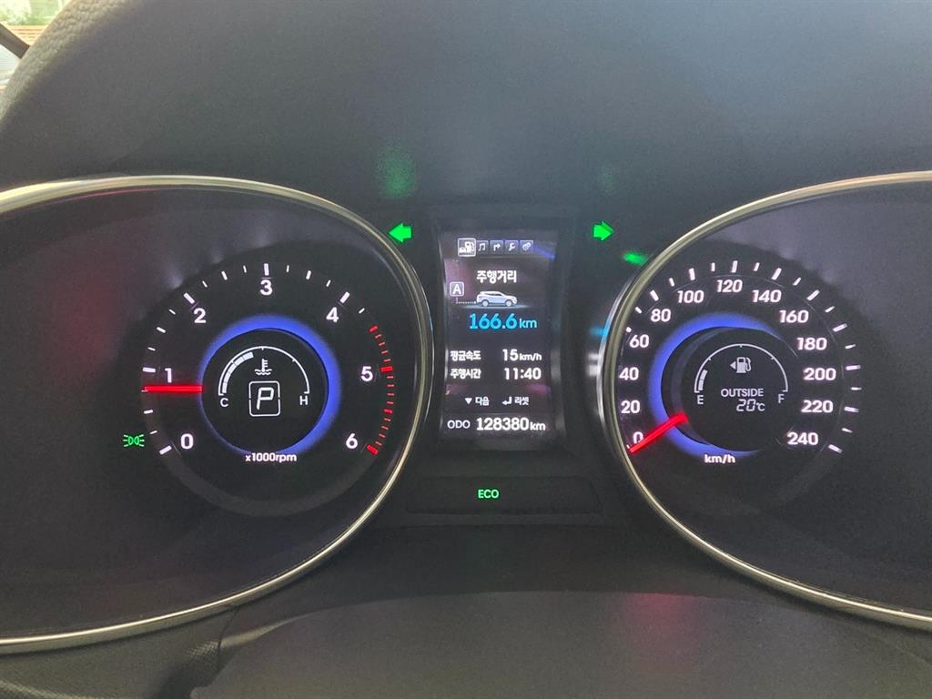 HYUNDAI Santa Fe - Vista 12