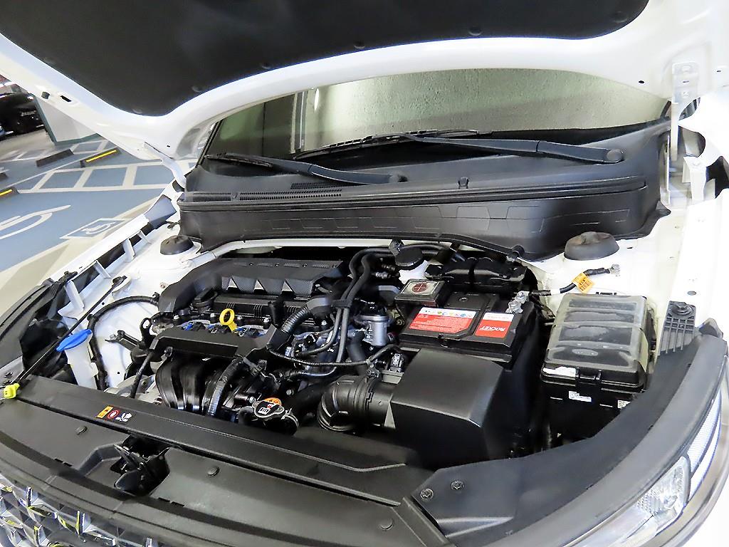 HYUNDAI Venue 2021 Blanco - Importación desde Corea - HF Imports Iquique - Foto 17