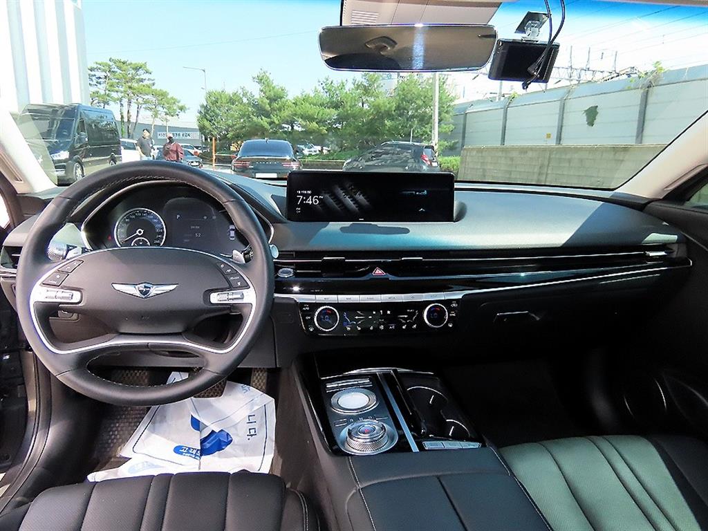 Genesis G80 - Vista 7