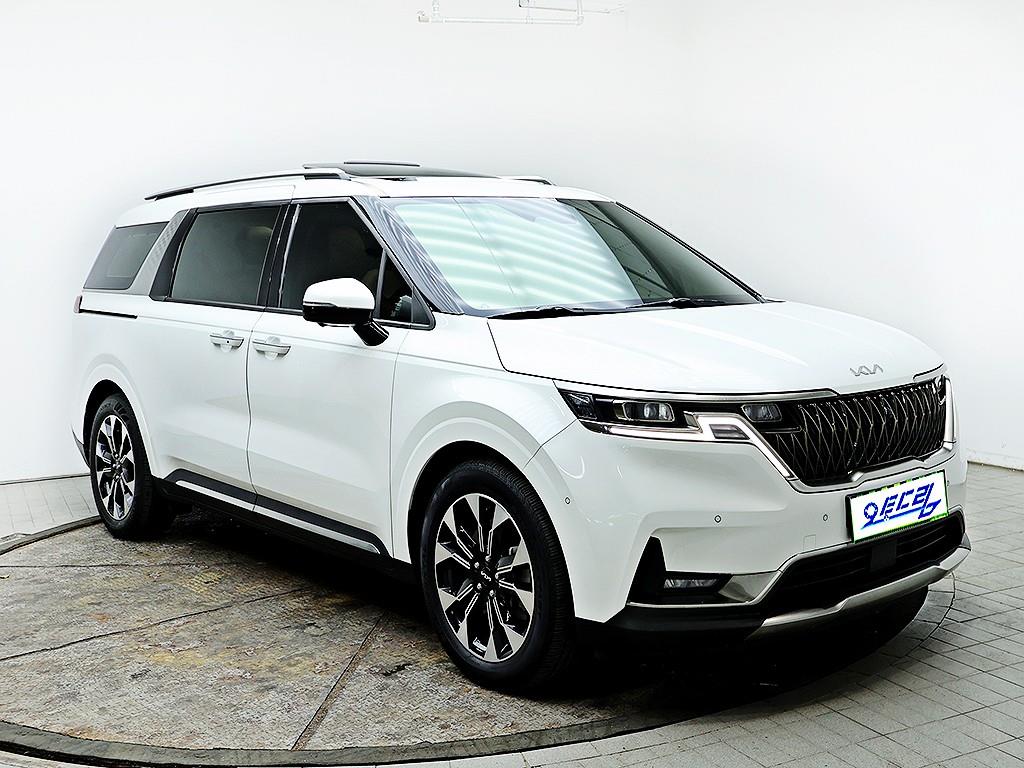 KIA Carnival - Vista 3