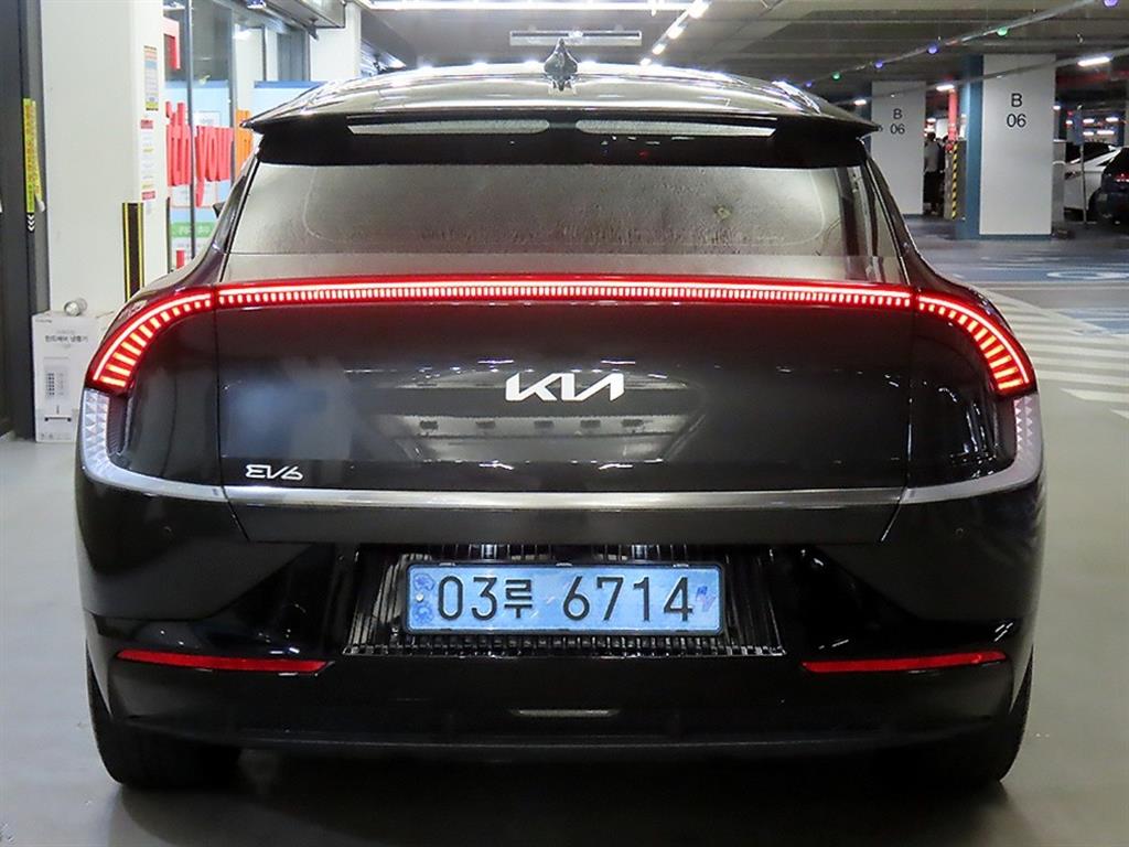 KIA EV6 - Vista 5