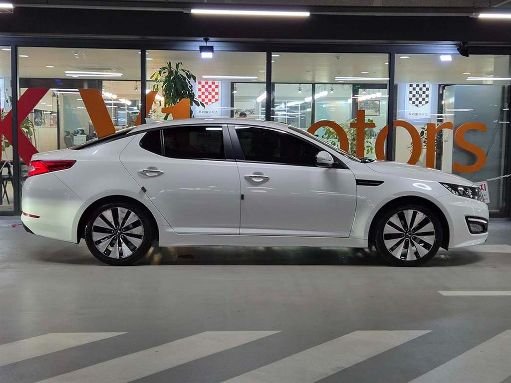KIA K5 - Vista 3