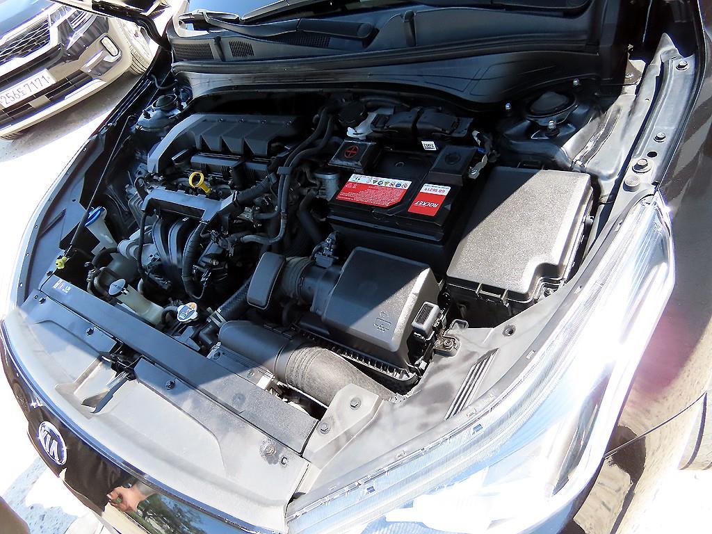 KIA K3 2019 Negro - Importación desde Corea - HF Imports Iquique - Foto 19