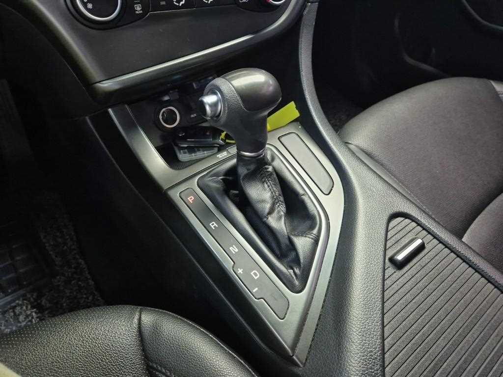 KIA K5 - Vista 8