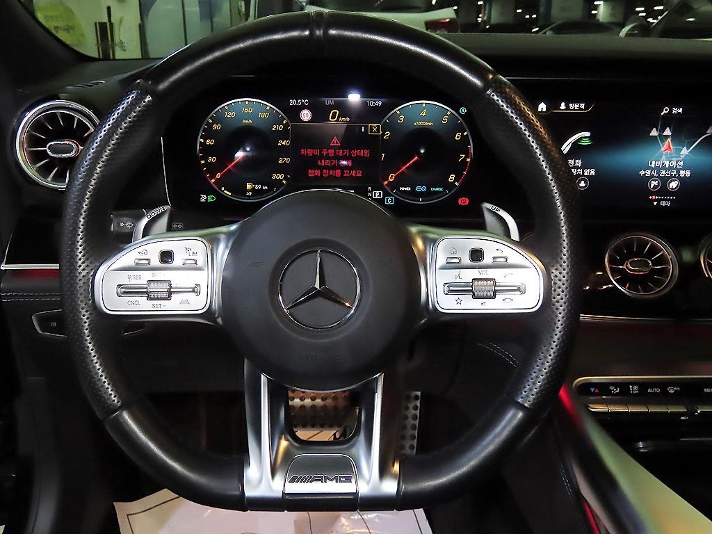 Mercedes Benz AMG GT - Vista 8
