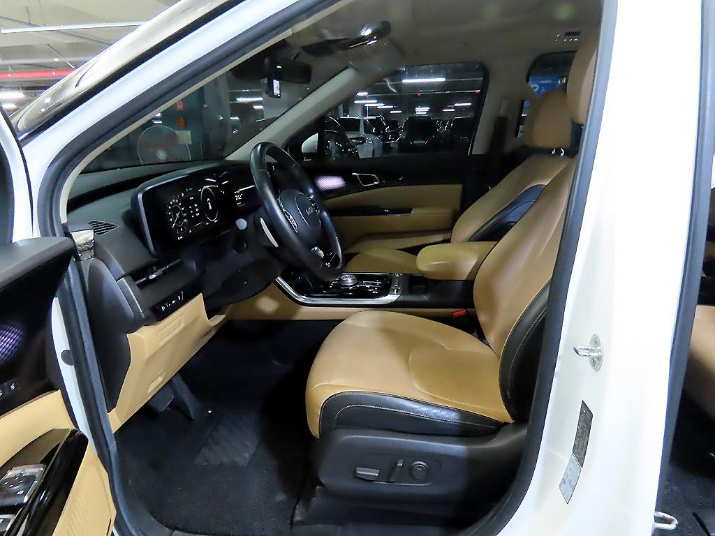 KIA Carnival - Vista 6