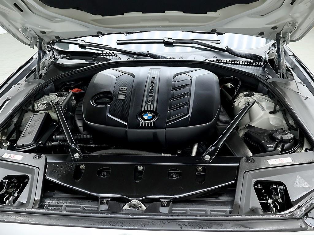 BMW 5 Series 2013 Blanco - Importación desde Corea - HF Imports Iquique - Foto 7