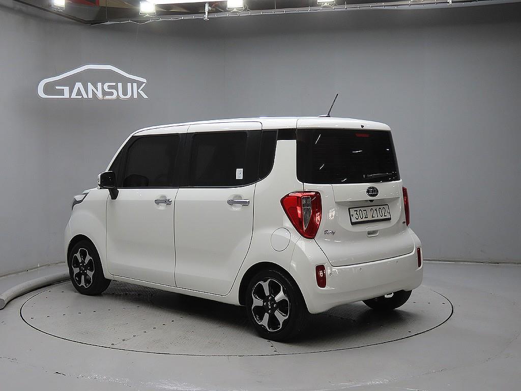 KIA Ray - Vista 5
