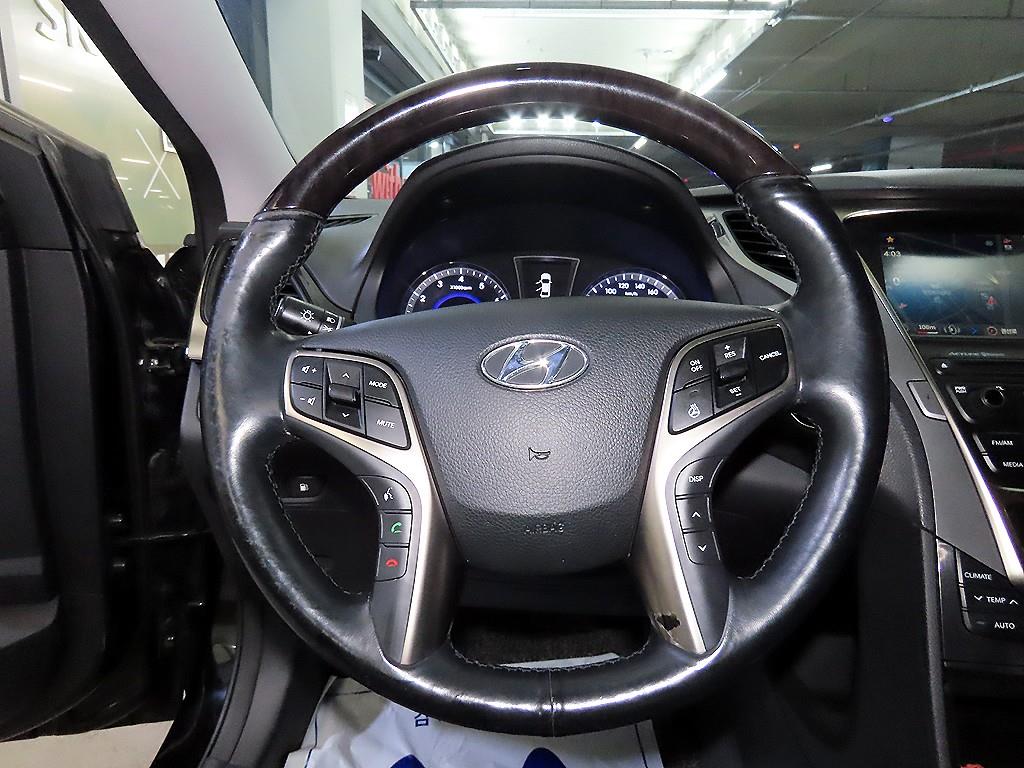 HYUNDAI Grandeur - Vista 8