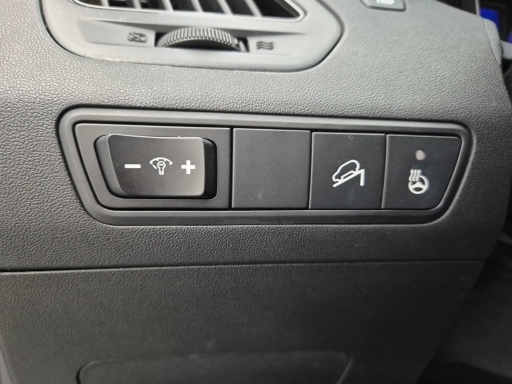 HYUNDAI Tucson - Vista 5