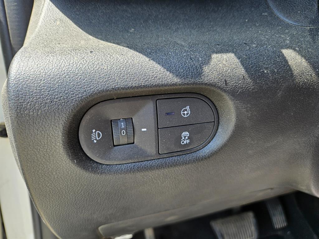 HYUNDAI Casper - Vista 10