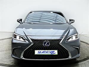 Lexus ES - Vista 4