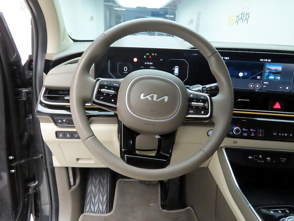 KIA Carnival - Vista 7