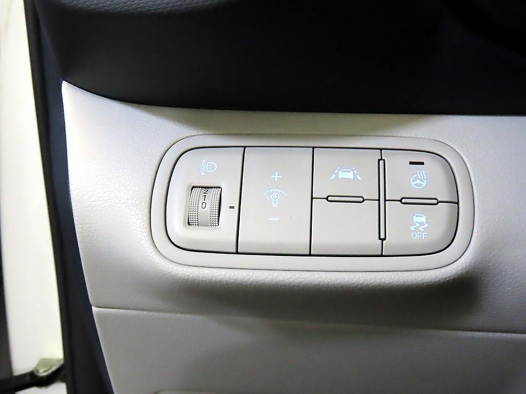 HYUNDAI Venue 2021 Blanco - Importación desde Corea - HF Imports Iquique - Foto 15
