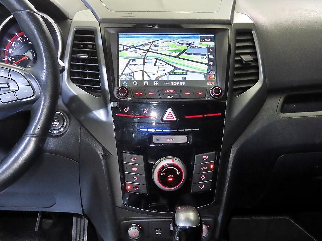 Ssangyong Tivoli - Vista 11