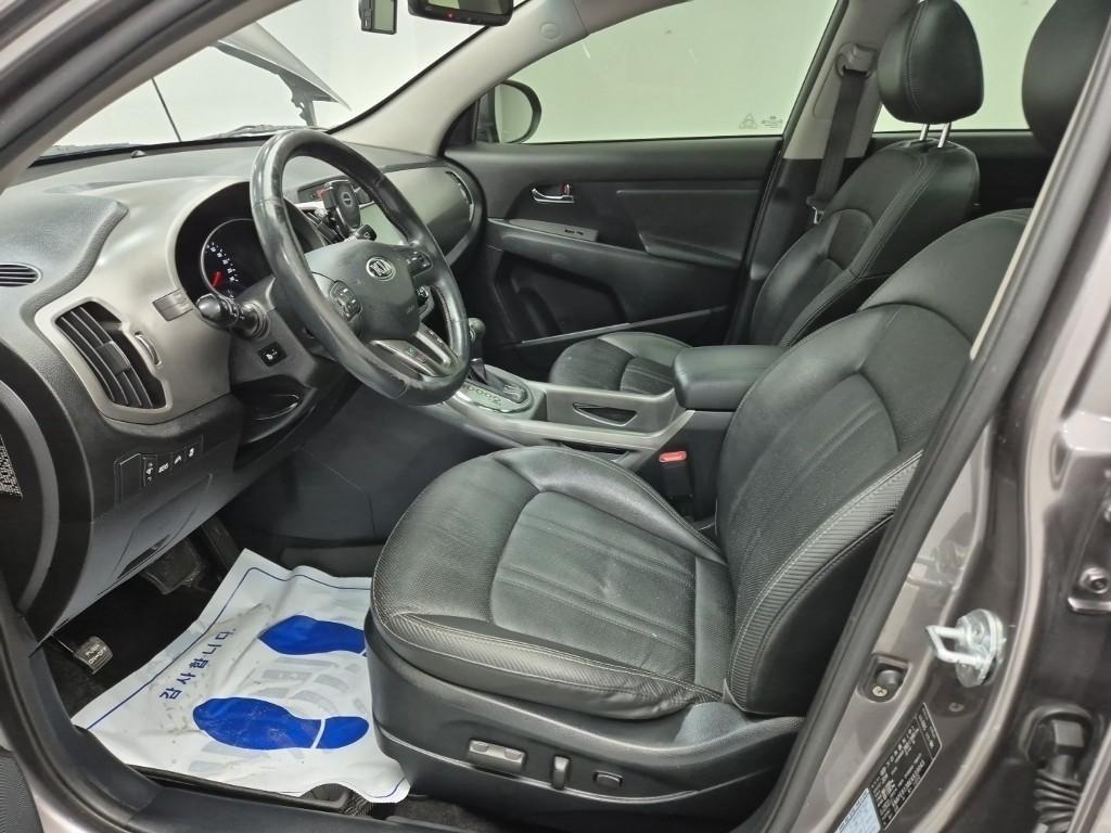 KIA Sportage - Vista 11