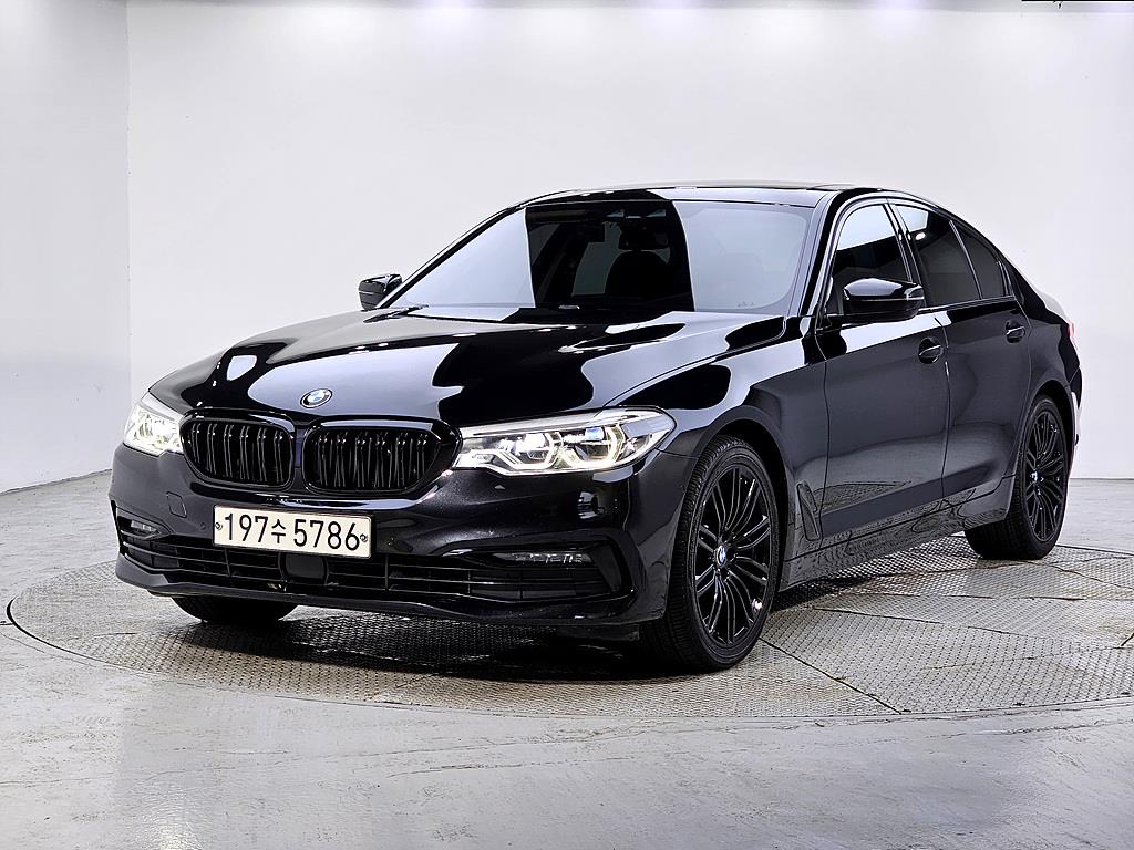 BMW 5 Series 2019 Negro - Importación desde Corea - HF Imports Iquique - Foto 1