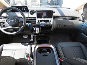 HYUNDAI Staria - Vista 10