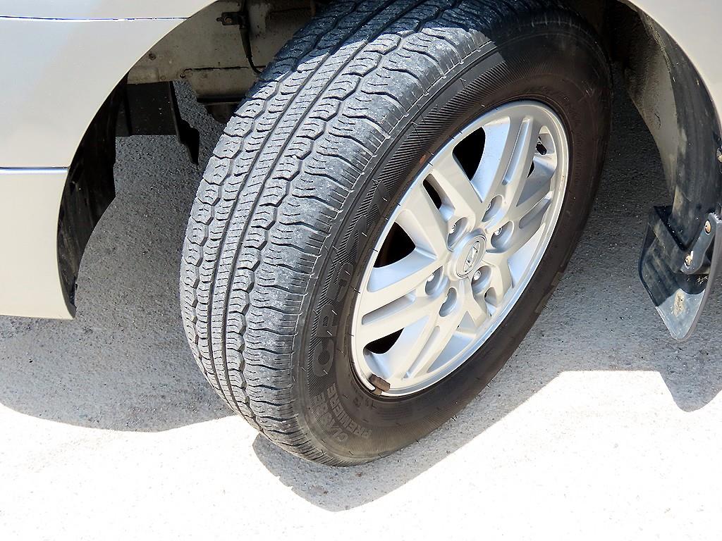 HYUNDAI Starex 2018 Gris - Importación desde Corea - HF Imports Iquique - Foto 20