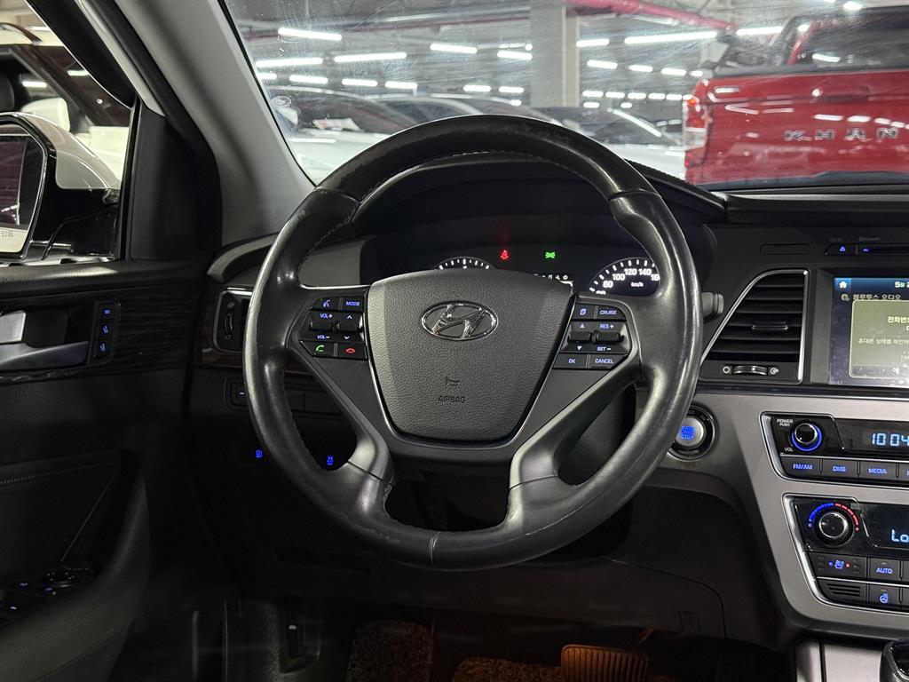 HYUNDAI Sonata - Vista 9