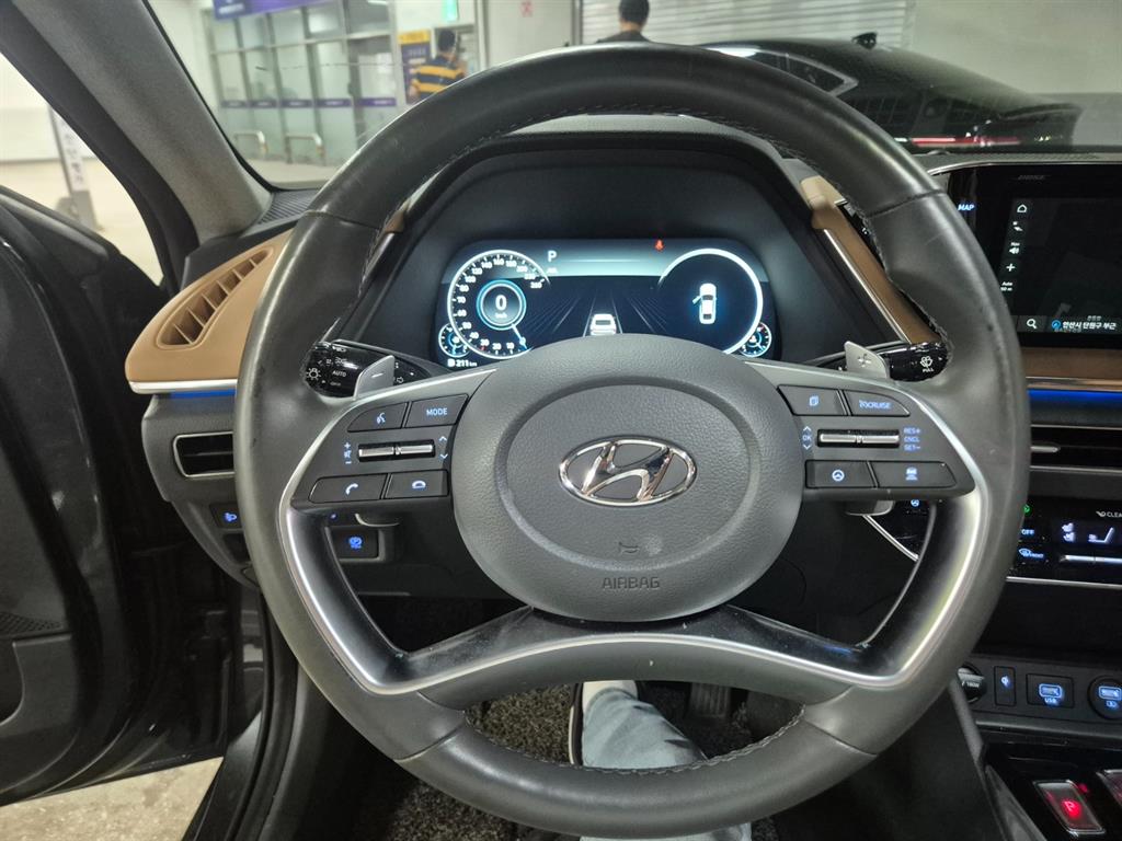 HYUNDAI Sonata - Vista 7