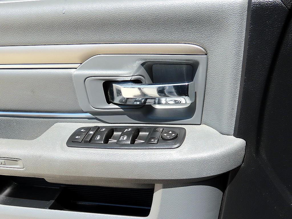 DODGE Rampic Up - Vista 11