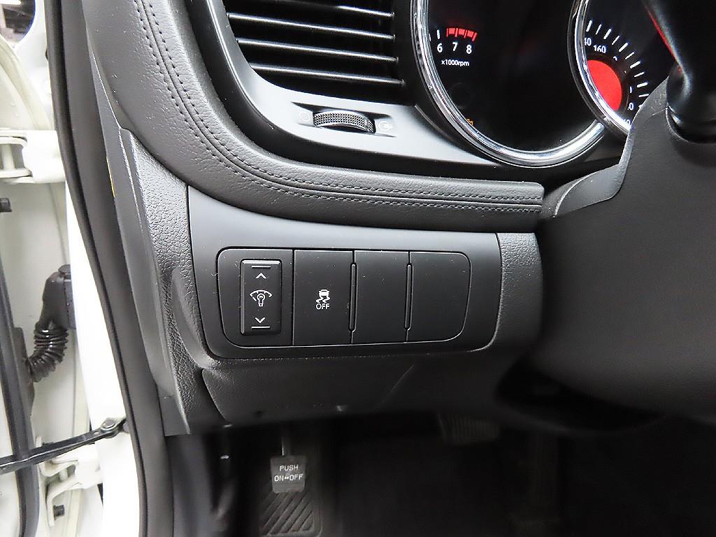 KIA K5 2011 Blanco - Importación desde Corea - HF Imports Iquique - Foto 11