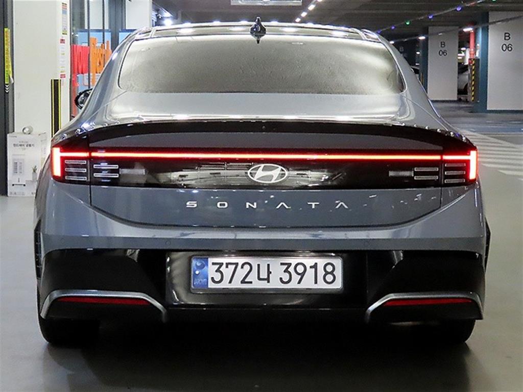 HYUNDAI Sonata - Vista 5