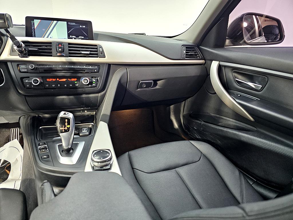 BMW 3 series - Vista 10
