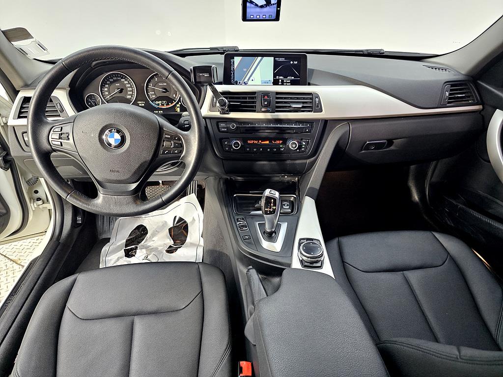 BMW 3 series - Vista 5
